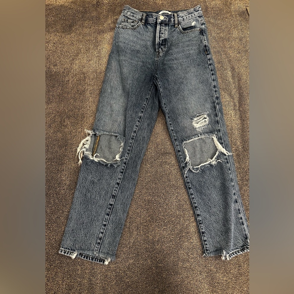 Pacsun distressed high rise jeans. Size 24